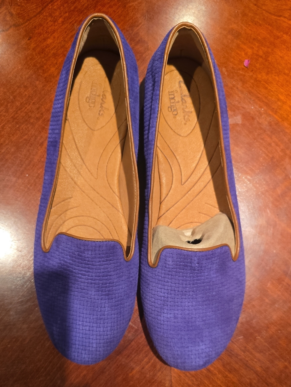 Clarks Indigo Purple Slip-On Loafers with Tan Trim